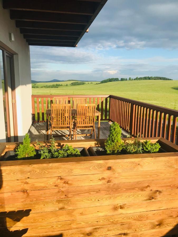 Horske Apartmany Na Pastvinach Vaclavov u Bruntalu Eksteriør billede